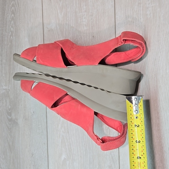 Cloudsteppers by Clarks Women. Oral Caddel Leather Wedge Sandals shoes sz 10M - Picture 9 of 12